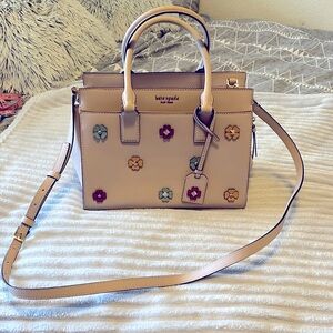 EUC Kate Spade crossbody 💕💕